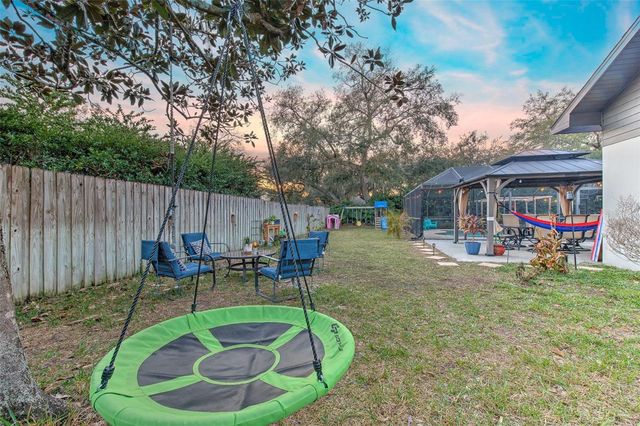 3809 BUCKINGHAM LOOP DRIVE, Valrico, FL 33594