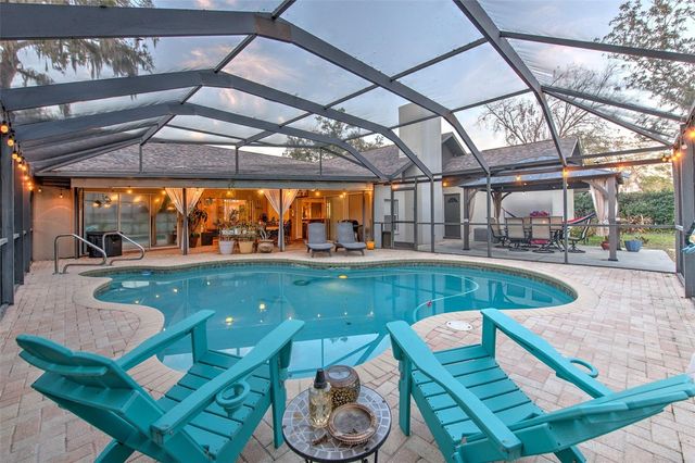 3809 BUCKINGHAM LOOP DRIVE, Valrico, FL 33594