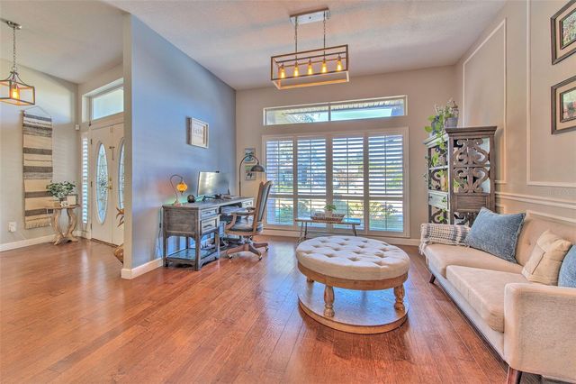 3809 BUCKINGHAM LOOP DRIVE, Valrico, FL 33594