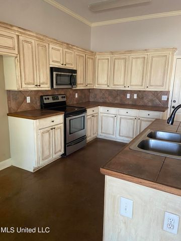 167 Notting Hill Place, Canton, MS 39046