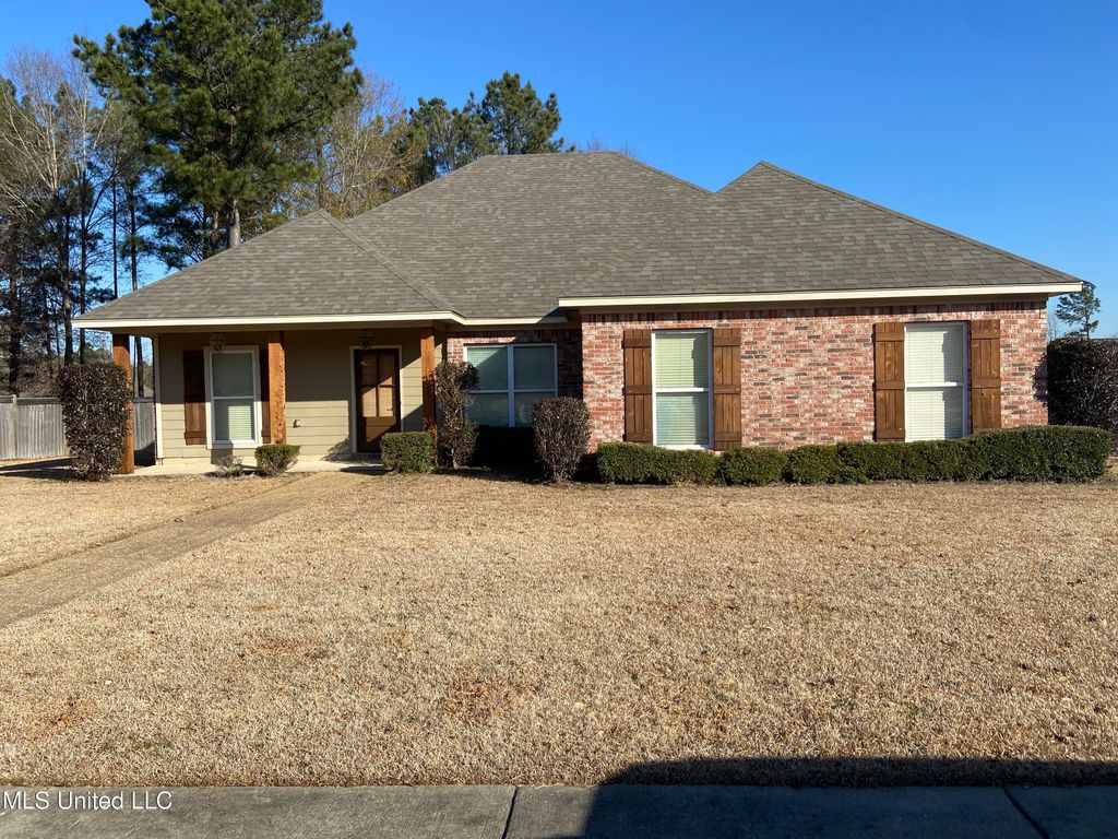 167 Notting Hill Place, Canton, MS 39046