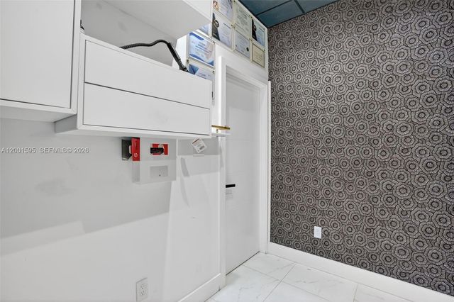 Nail Salon For Sale in West Miami Area, West Miami, FL 33144