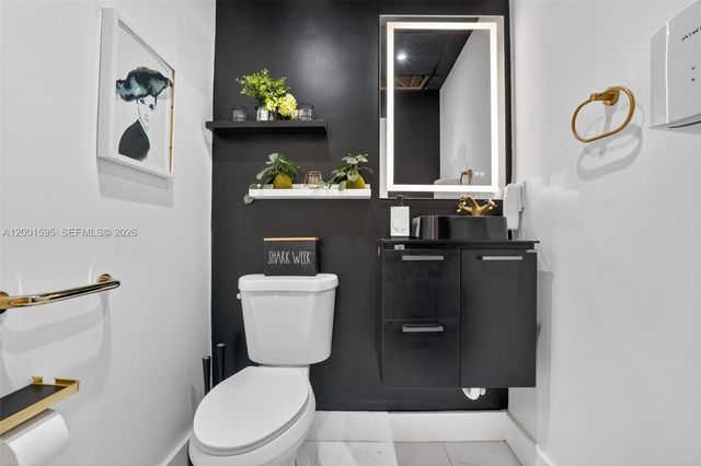 Nail Salon For Sale in West Miami Area, West Miami, FL 33144