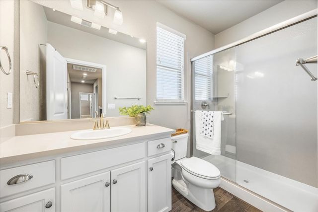 5636 Whisper Wind Way, Roseville, CA 95747