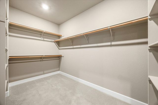 5636 Whisper Wind Way, Roseville, CA 95747