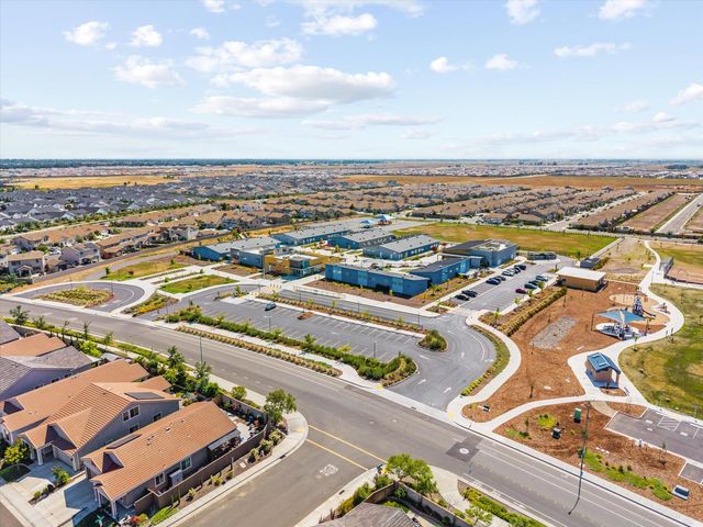 5636 Whisper Wind Way, Roseville, CA 95747