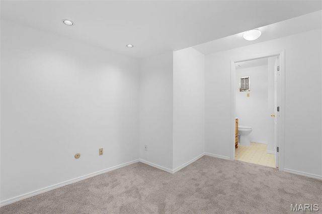 61 Moselle Court, Florissant, MO 63031