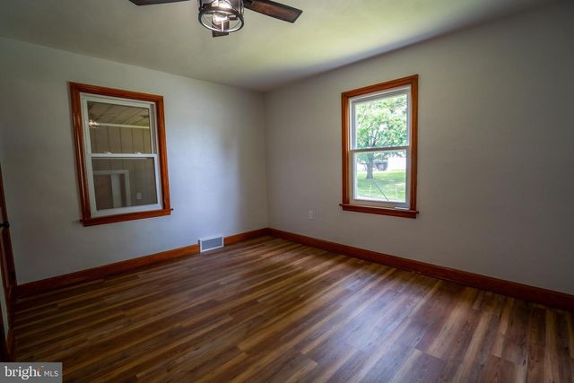 12834 POINT SALEM RD, Hagerstown, MD 21740