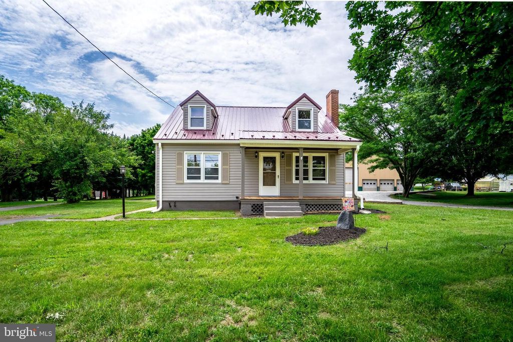 Image 1 of property listing at 12834 POINT SALEM RD, Hagerstown, MD 21740