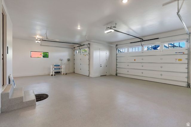 33 E 1500 S, Farmington, UT 84025
