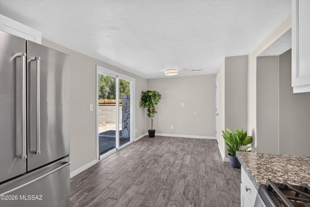 6909 E Cll Neptuno, Tucson, AZ 85710