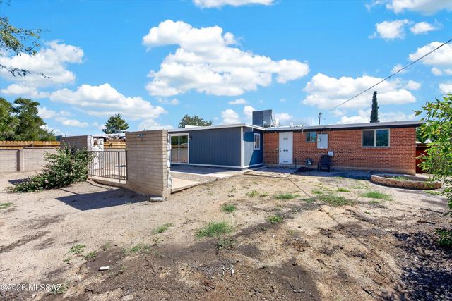 6909 E Cll Neptuno, Tucson, AZ 85710