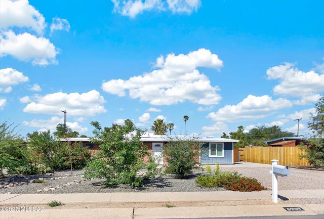 6909 E Cll Neptuno, Tucson, AZ 85710