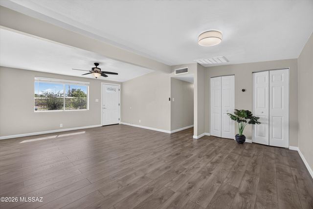 6909 E Cll Neptuno, Tucson, AZ 85710