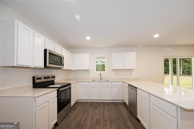 209 TJ's Trail, Hogansville, GA 30230
