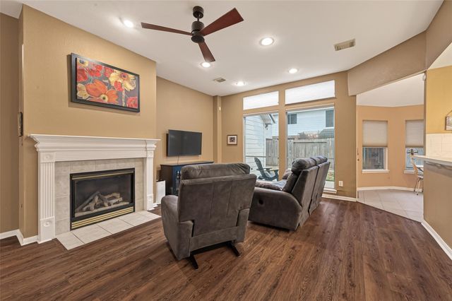 546 Ivy Cross Lane, Sugar Land, TX 77479