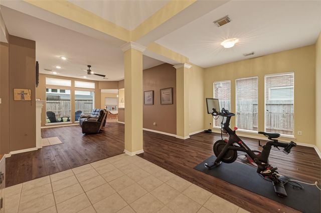 546 Ivy Cross Lane, Sugar Land, TX 77479