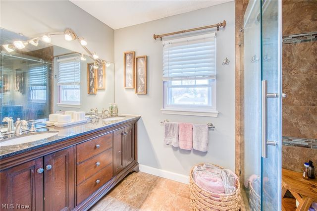 1215 Heatherstone Drive, Painesville Twp, OH 44077