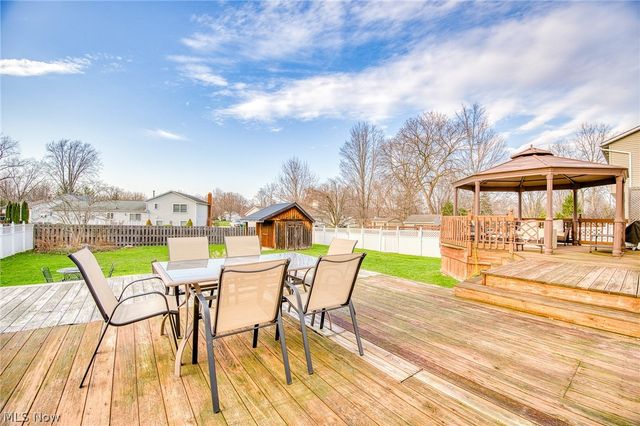 1215 Heatherstone Drive, Painesville Twp, OH 44077