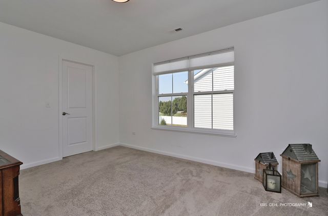 2490 Olivia Court, Wauconda, IL 60084