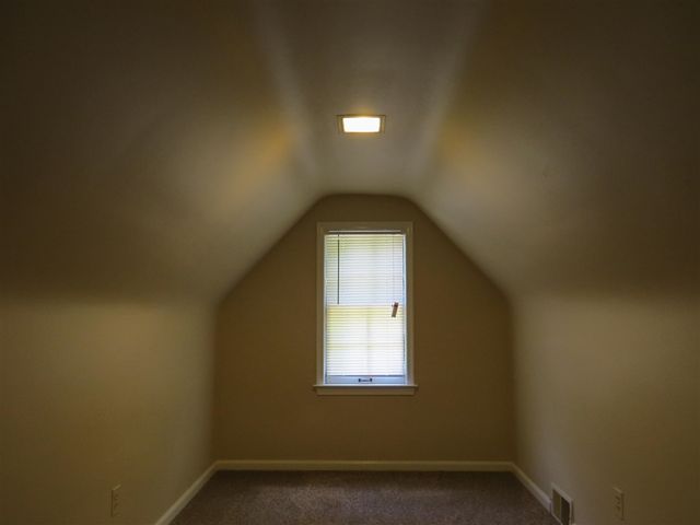 20204 Kenosha Street, Harper Woods, MI 48225