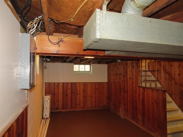 20204 Kenosha Street, Harper Woods, MI 48225