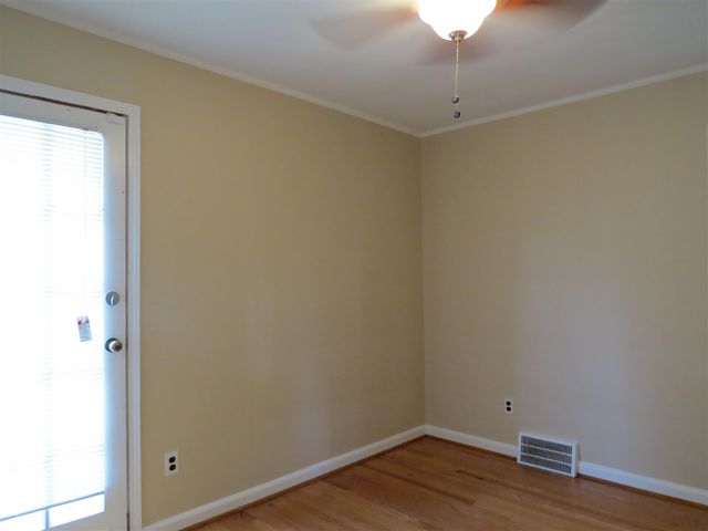 20204 Kenosha Street, Harper Woods, MI 48225