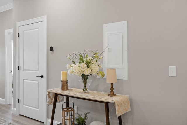 10100 S Willow St Unit 303, Manchester, NH 03103