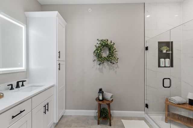 10100 S Willow St Unit 303, Manchester, NH 03103