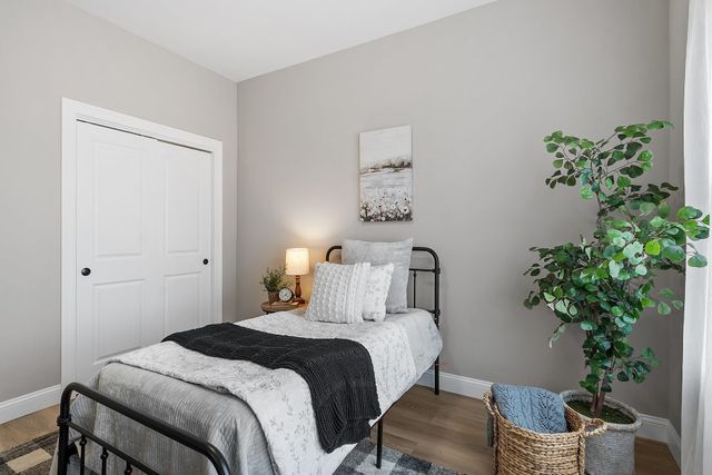 10100 S Willow St Unit 303, Manchester, NH 03103