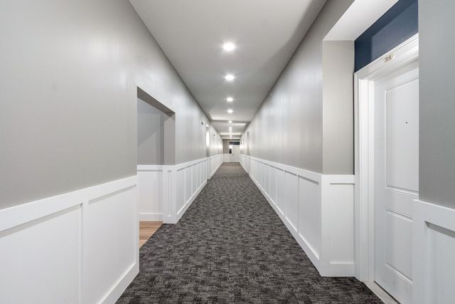 10100 S Willow St Unit 303, Manchester, NH 03103