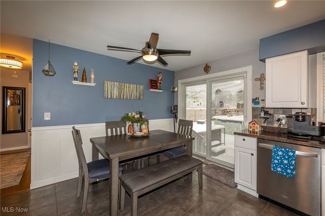 12850 W Sprague Road, Parma, OH 44130