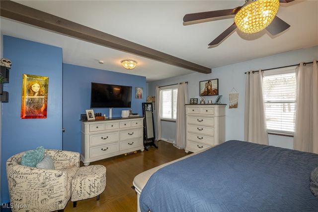 12850 W Sprague Road, Parma, OH 44130