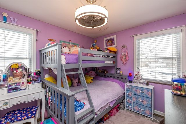 12850 W Sprague Road, Parma, OH 44130