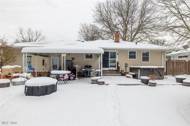 12850 W Sprague Road, Parma, OH 44130