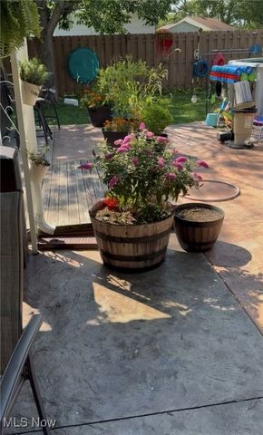 12850 W Sprague Road, Parma, OH 44130