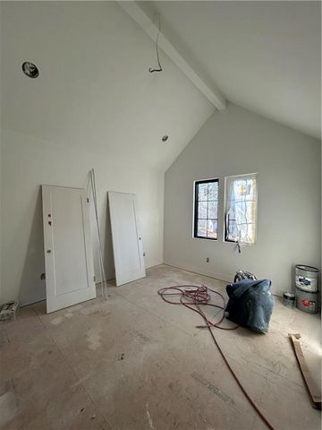 7143 Cedar Street, Prairie Village, KS 66208