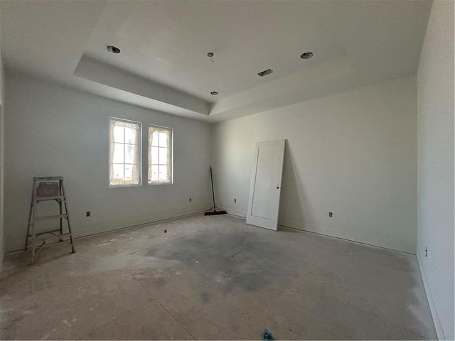 7143 Cedar Street, Prairie Village, KS 66208