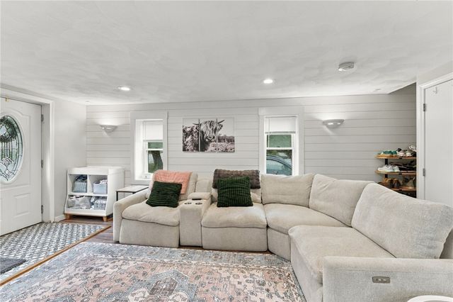 453 Greenville Avenue, Johnston, RI 02919
