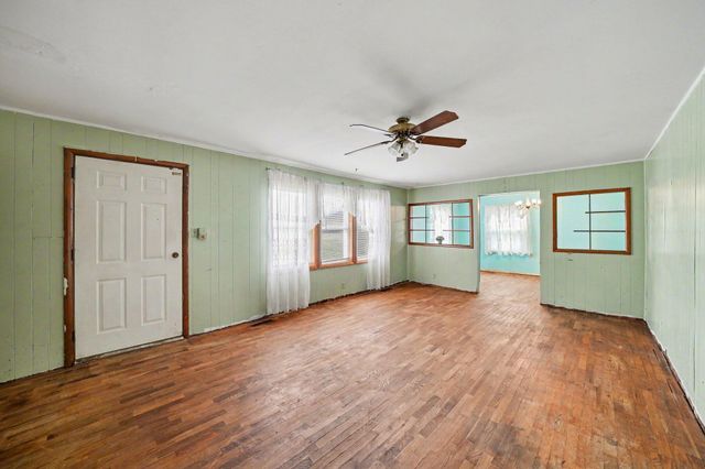 2356 E Napier Avenue, Benton Charter Twp, MI 49022