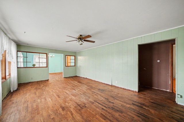 2356 E Napier Avenue, Benton Charter Twp, MI 49022