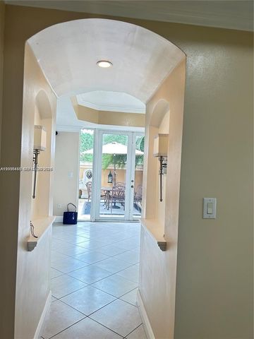 15201 SW 30th Ter 152, Miami, FL 33185