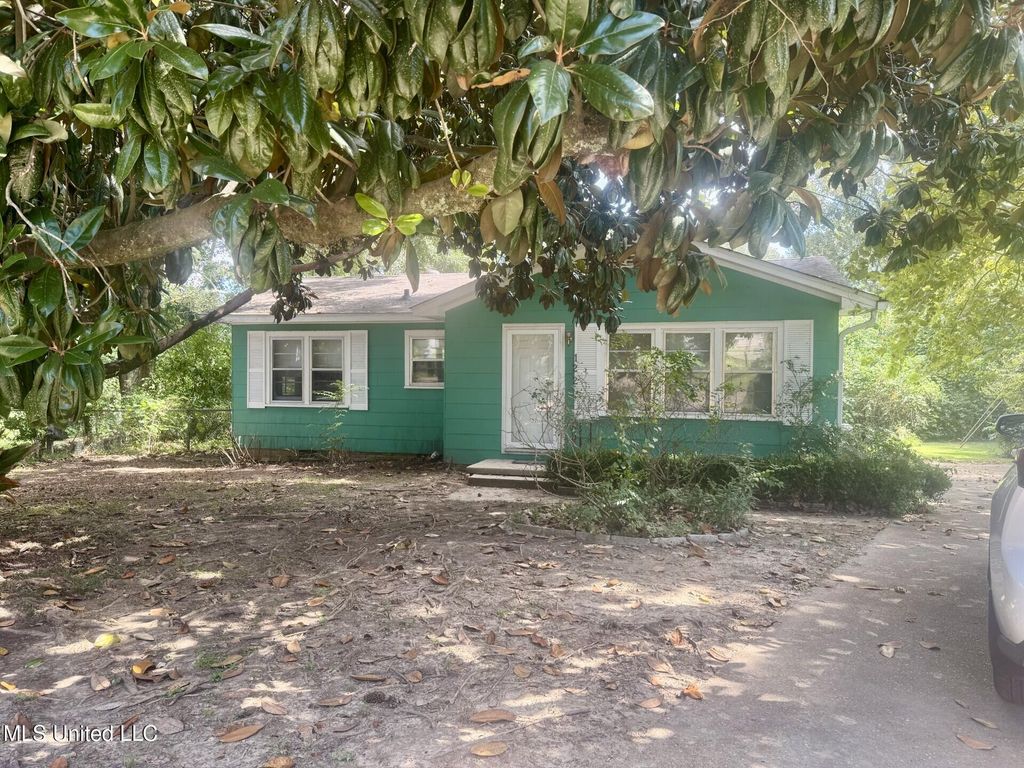 122 Weir Court, Natchez, MS 39120