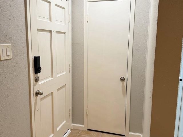 2230 S Piney Point Road 221, Houston, TX 77063