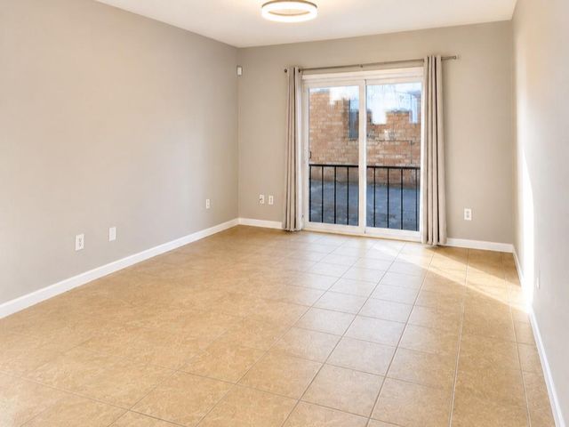 2230 S Piney Point Road 221, Houston, TX 77063