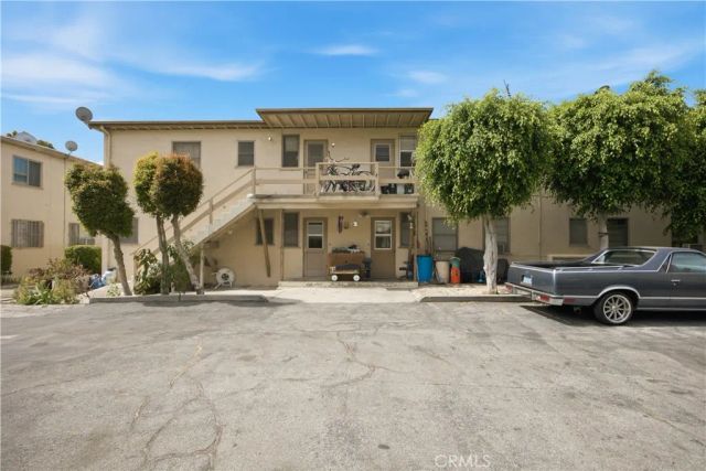 5701 Corbett, Los Angeles, CA 90016