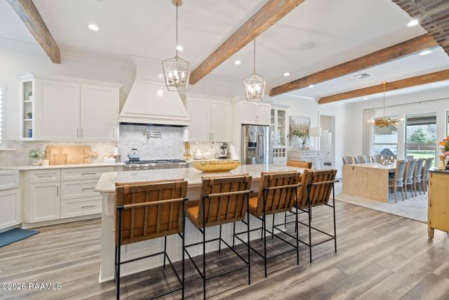 118 Laken Lane, Lafayette, LA 70508