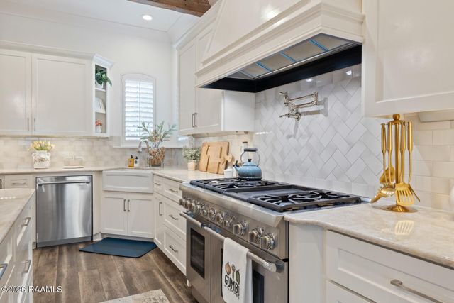 118 Laken Lane, Lafayette, LA 70508