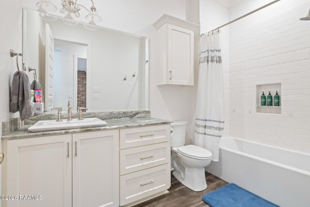 118 Laken Lane, Lafayette, LA 70508