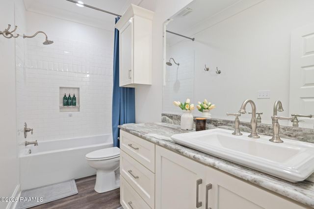 118 Laken Lane, Lafayette, LA 70508